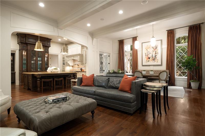 4136 N Stratford Road NE