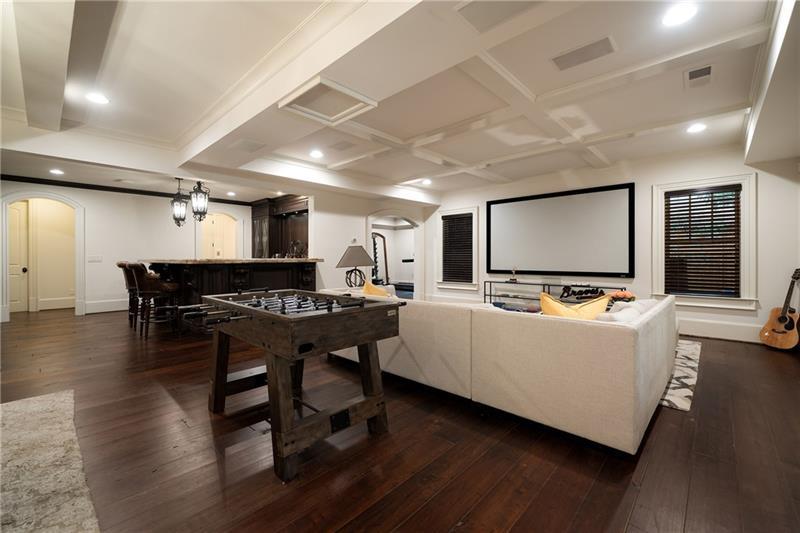 4136 N Stratford Road NE