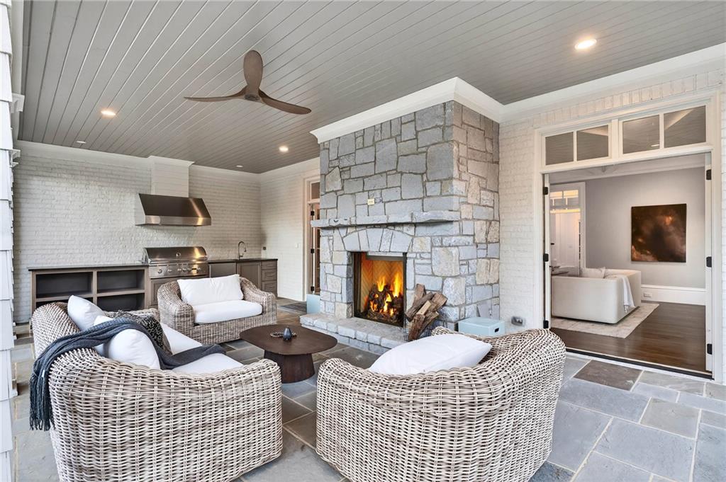 1646 Friar Tuck Road NE