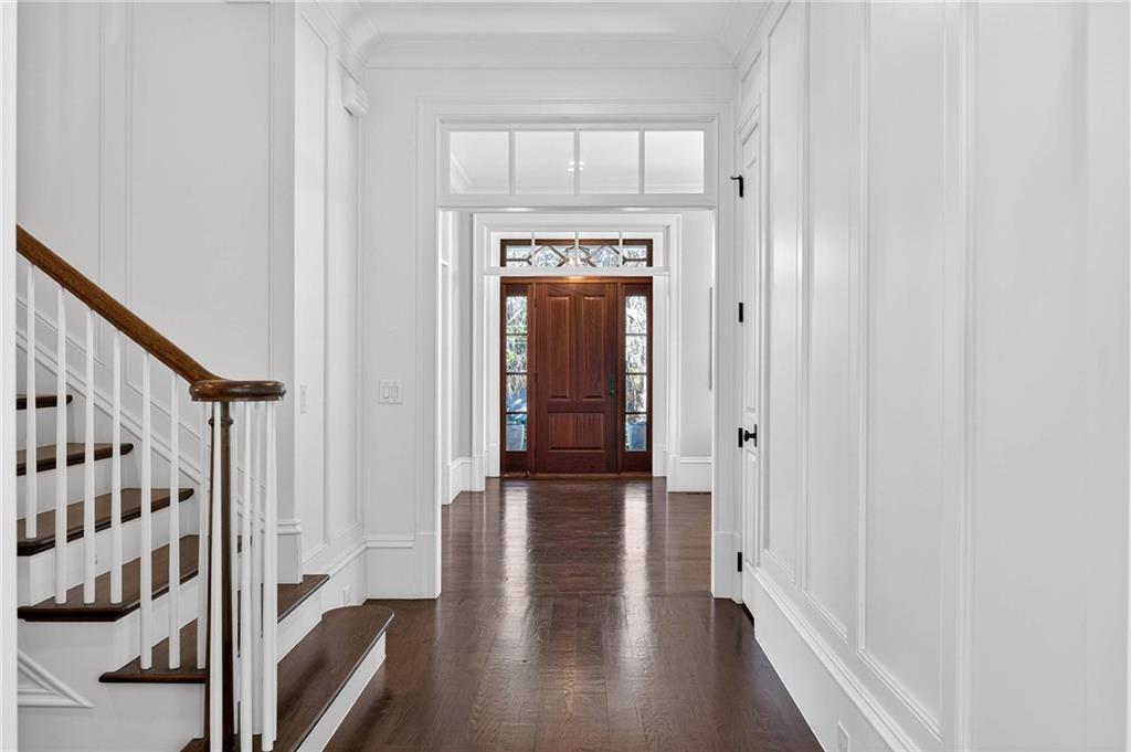 1646 Friar Tuck Road NE