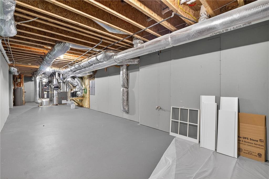 1646 Friar Tuck Road NE