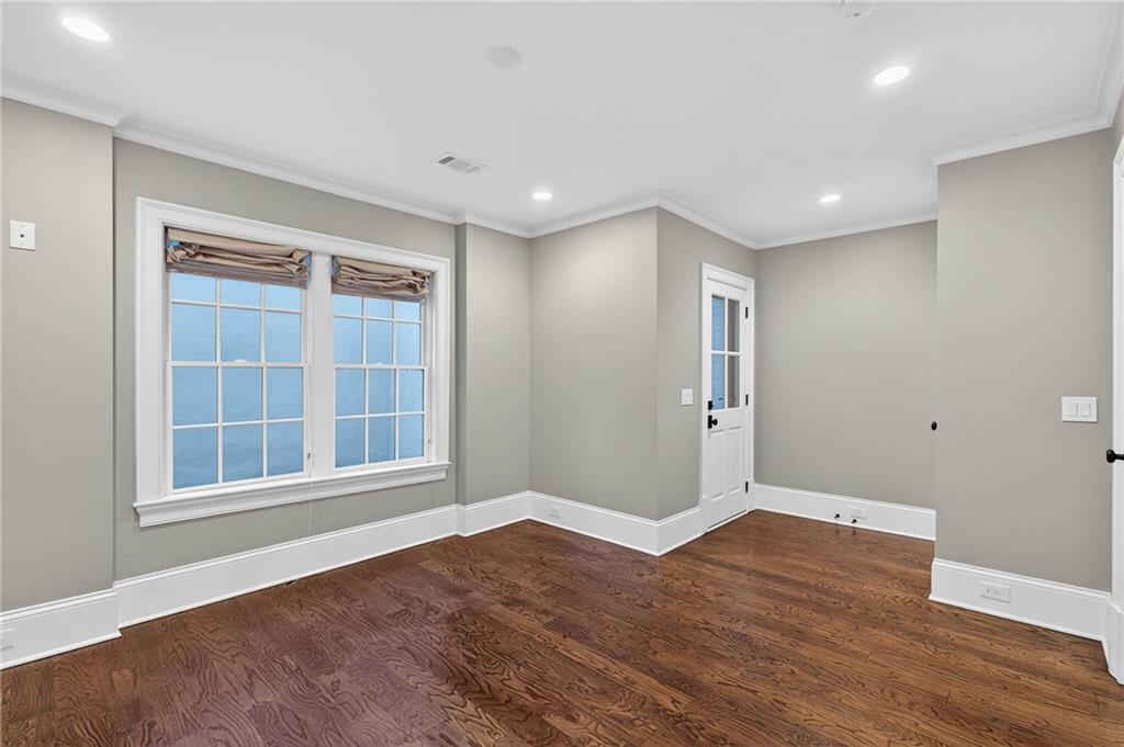 1646 Friar Tuck Road NE