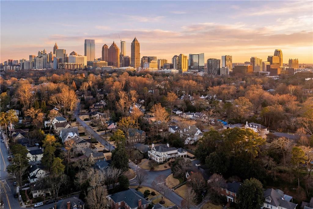 1646 Friar Tuck Road NE