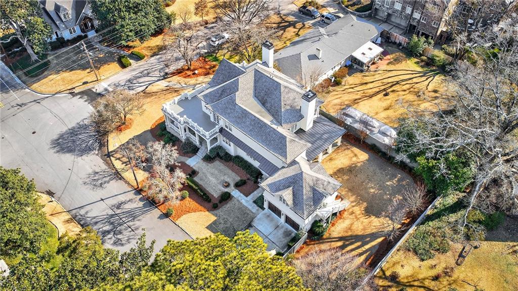 1646 Friar Tuck Road NE