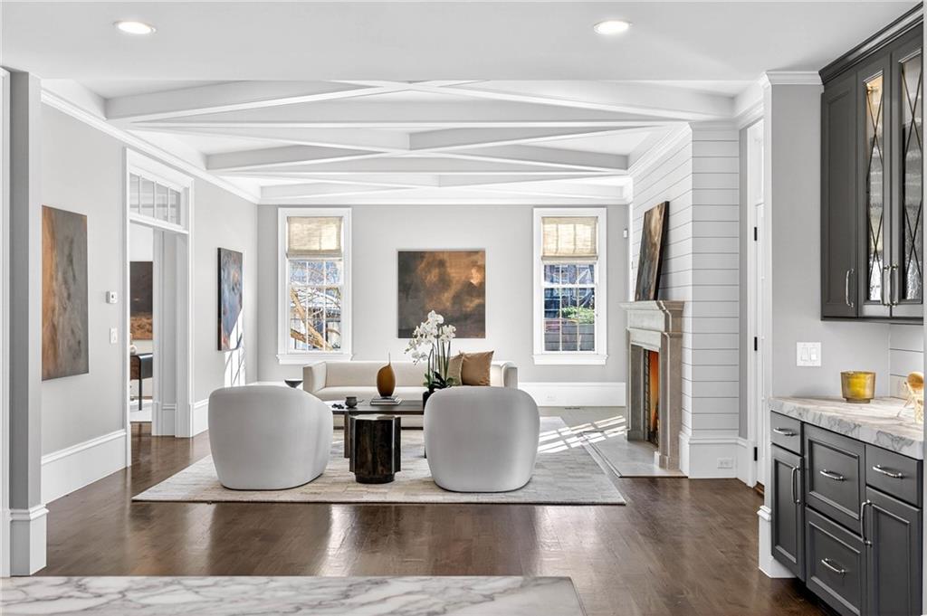 1646 Friar Tuck Road NE