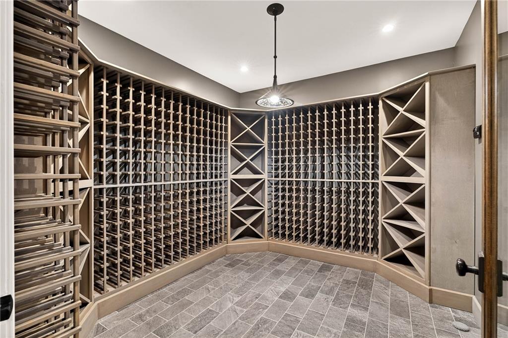 1646 Friar Tuck Road NE