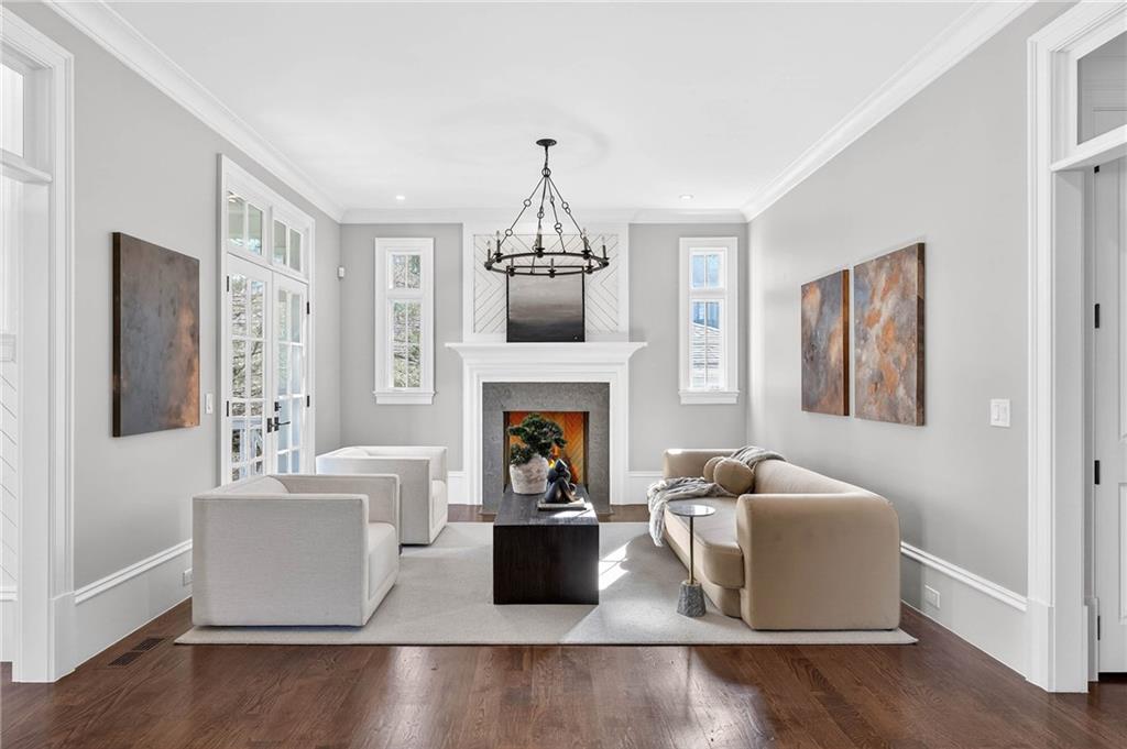 1646 Friar Tuck Road NE