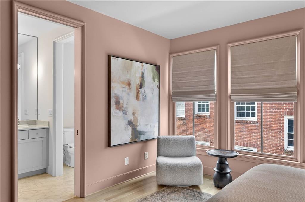 2713 Southwell Street NE