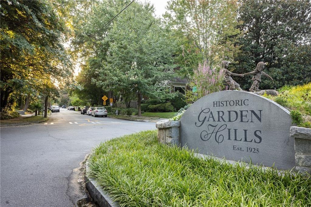 2713 Southwell Street NE