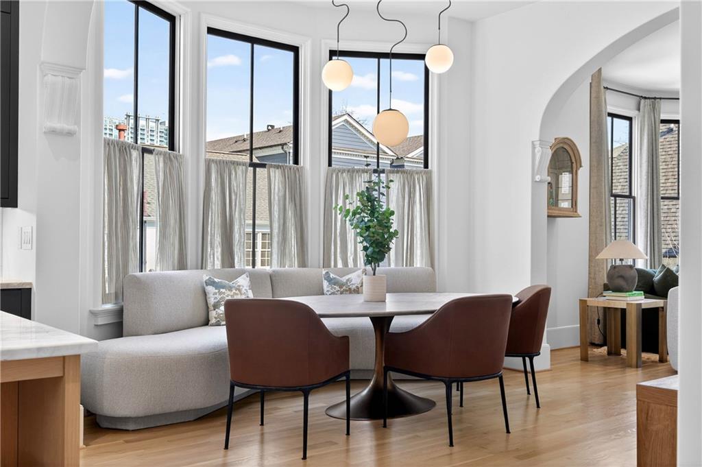 2713 Southwell Street NE