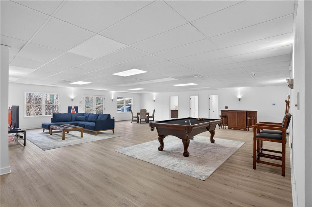 1735 Winterthur Close NW