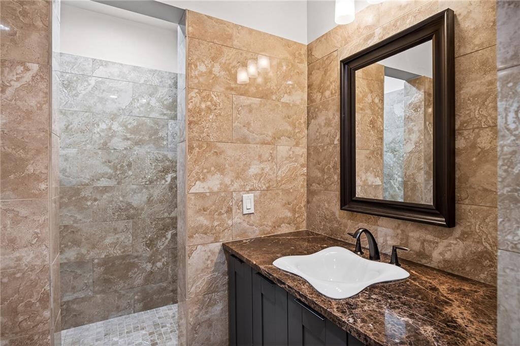 5775 Winterthur Lane NW