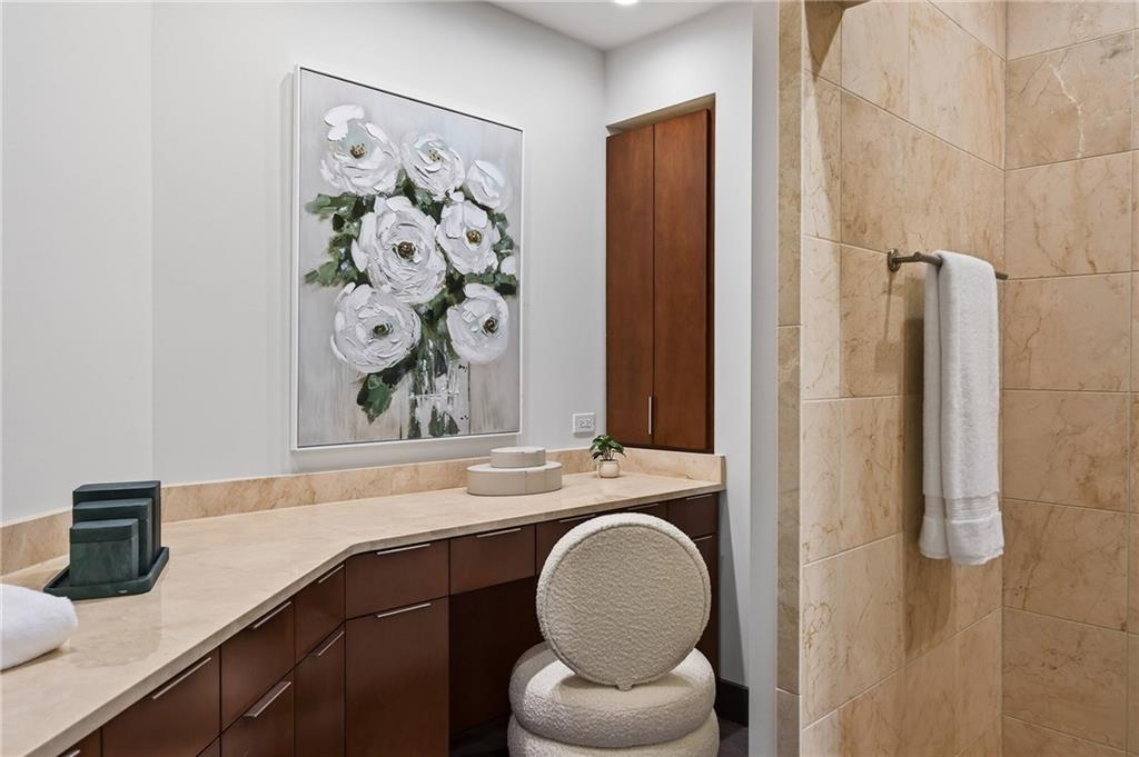 5775 Winterthur Lane NW