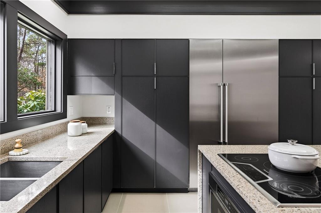 5775 Winterthur Lane NW