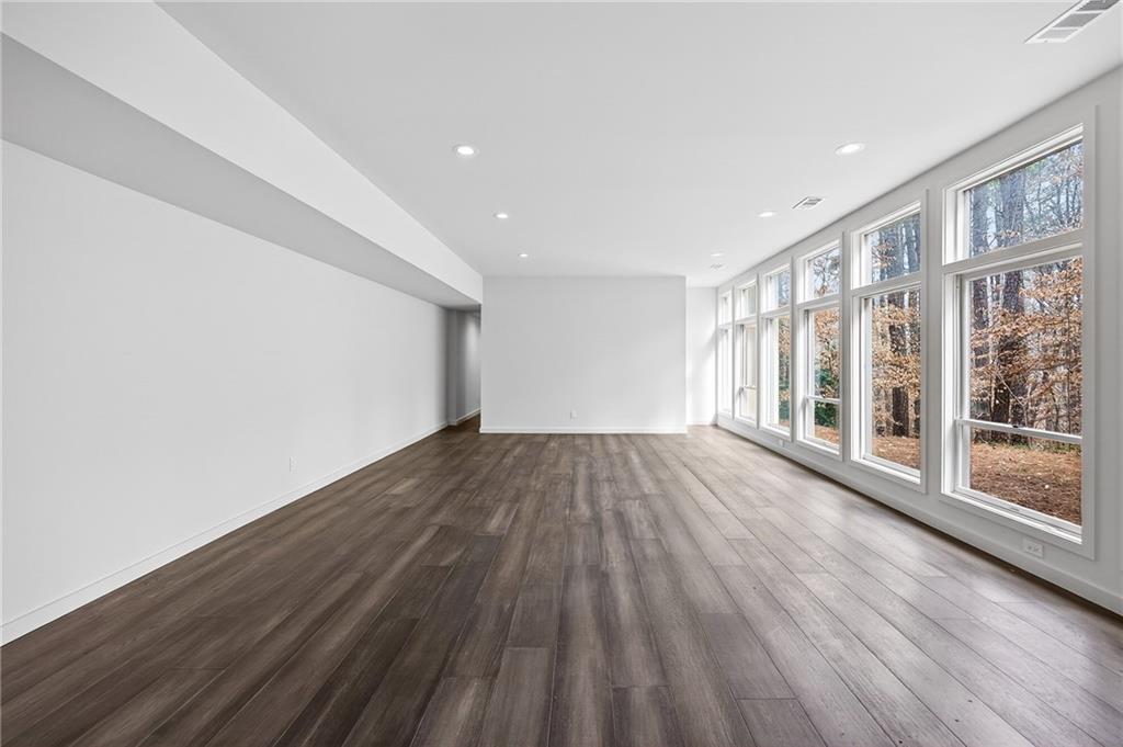 5775 Winterthur Lane NW