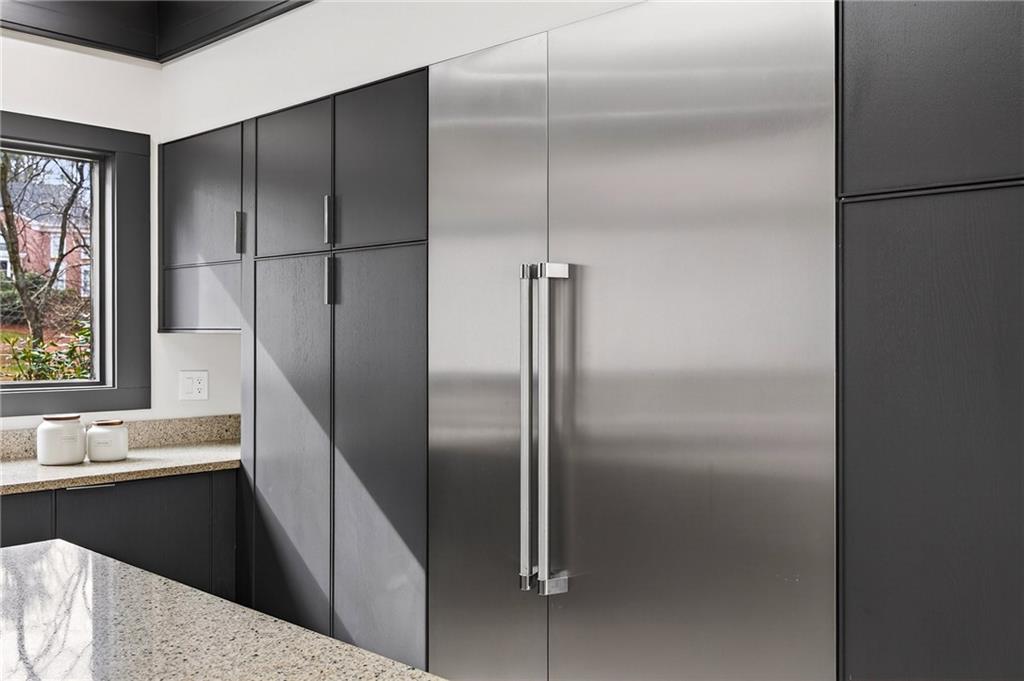 5775 Winterthur Lane NW