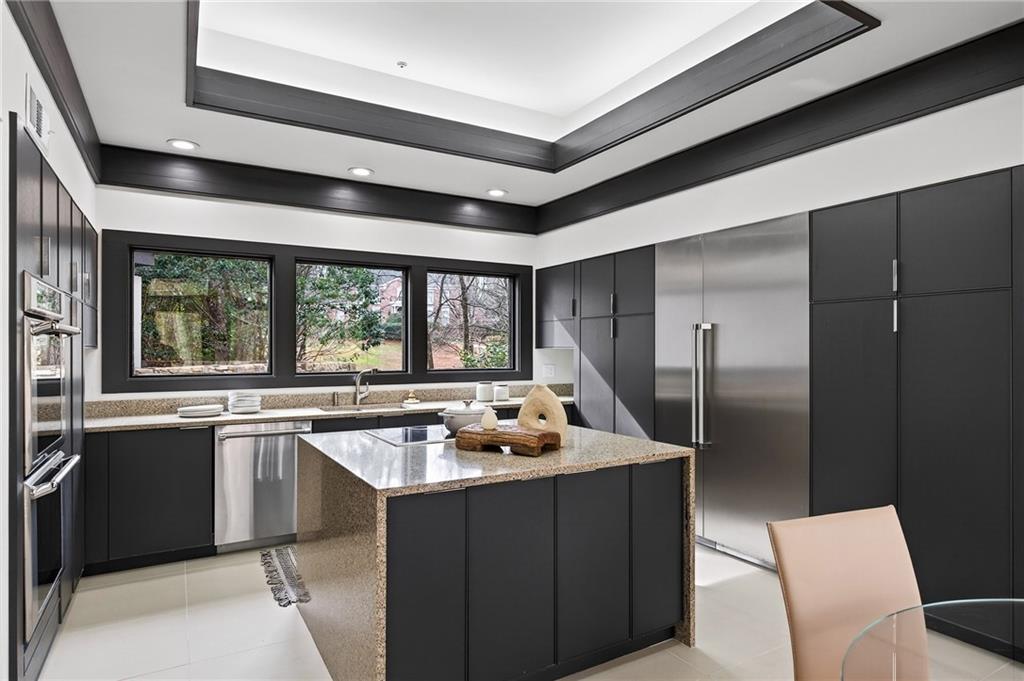 5775 Winterthur Lane NW