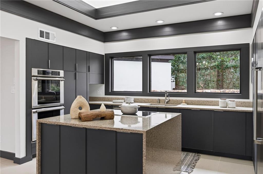 5775 Winterthur Lane NW