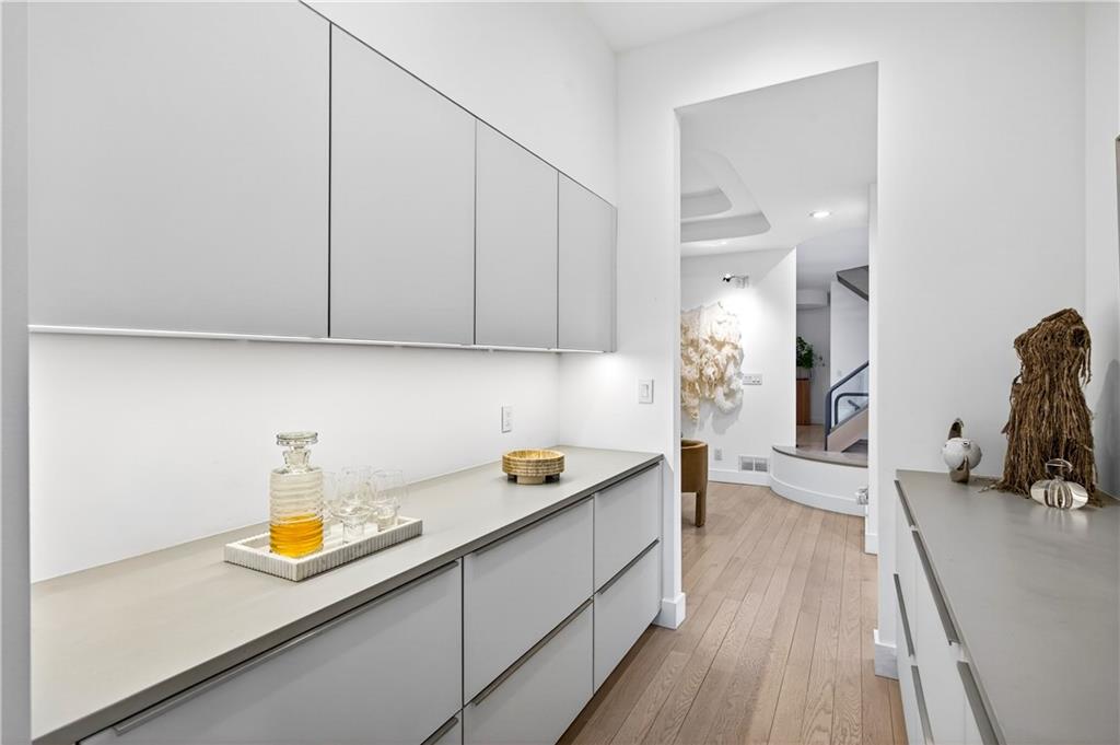 230 N Chambord Drive NW