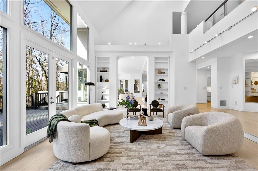 230 N Chambord Drive NW