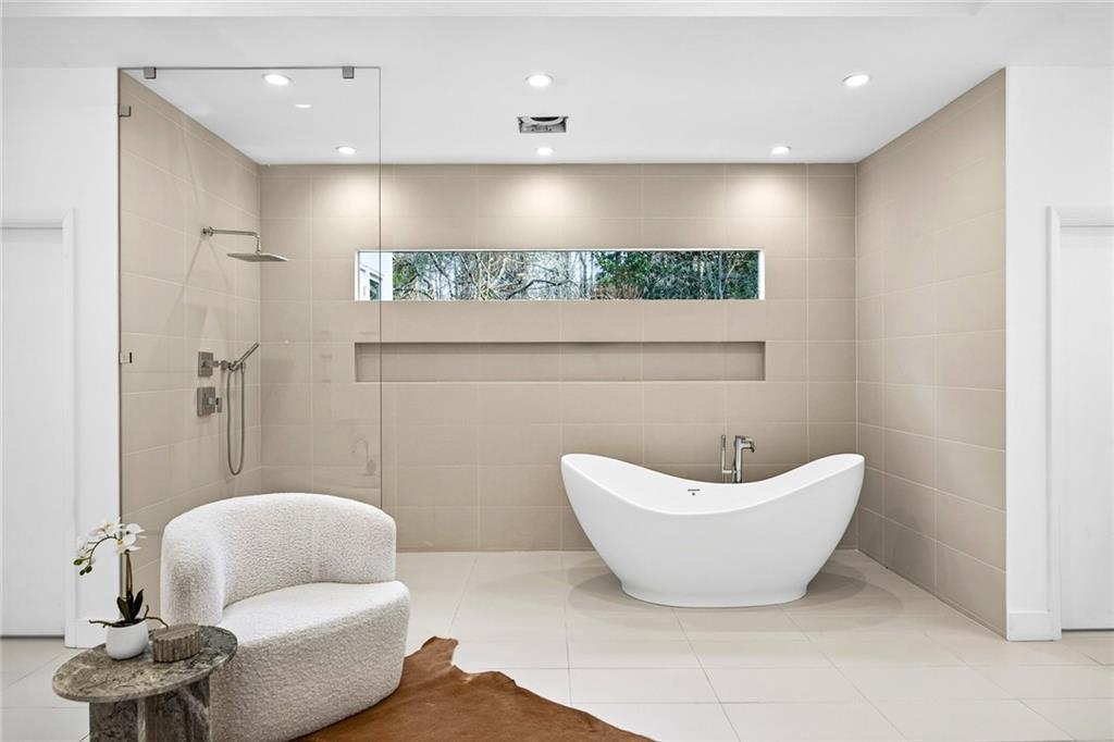 230 N Chambord Drive NW