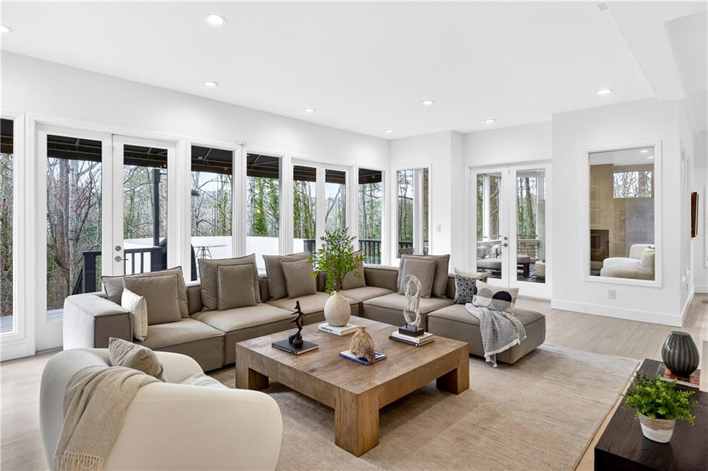 230 N Chambord Drive NW