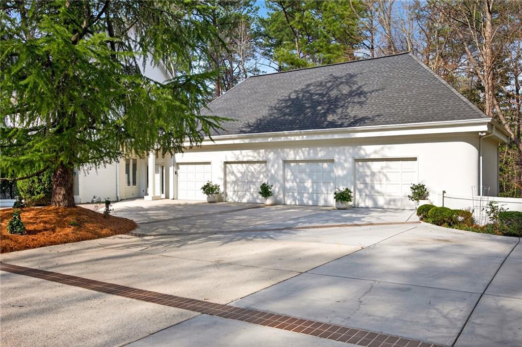 230 N Chambord Drive NW