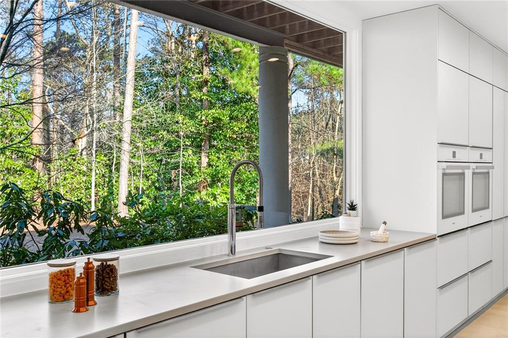 230 N Chambord Drive NW