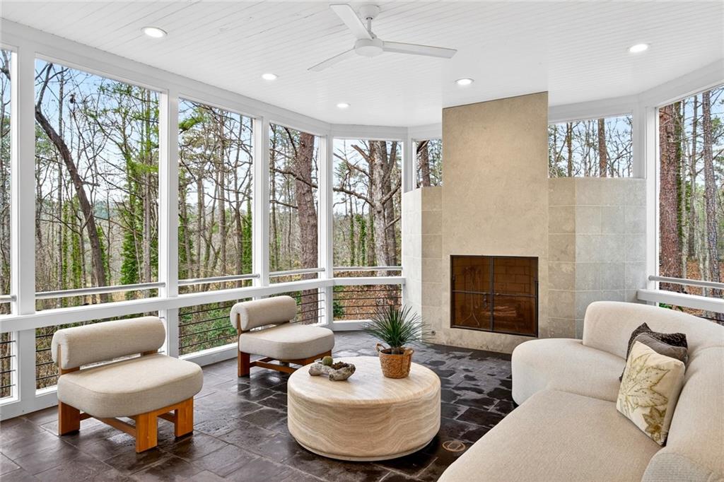 230 N Chambord Drive NW