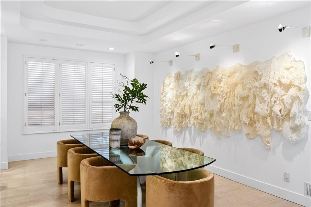 230 N Chambord Drive NW