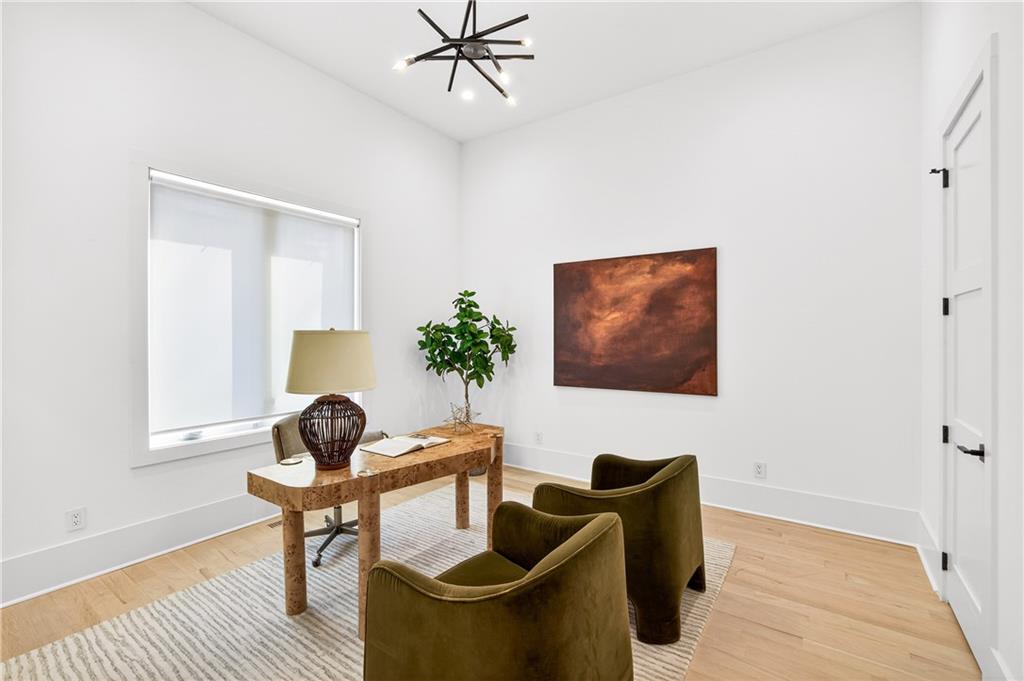 1235 Mayfair Drive NE