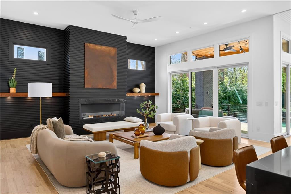 1235 Mayfair Drive NE