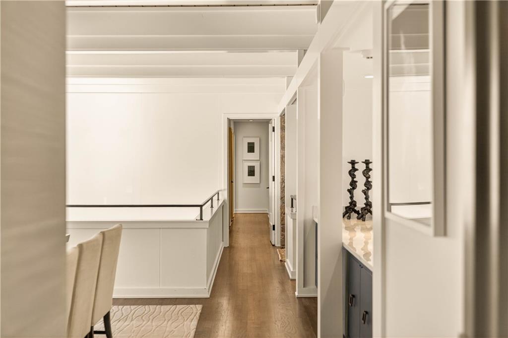 1640 Winterthur Close NW