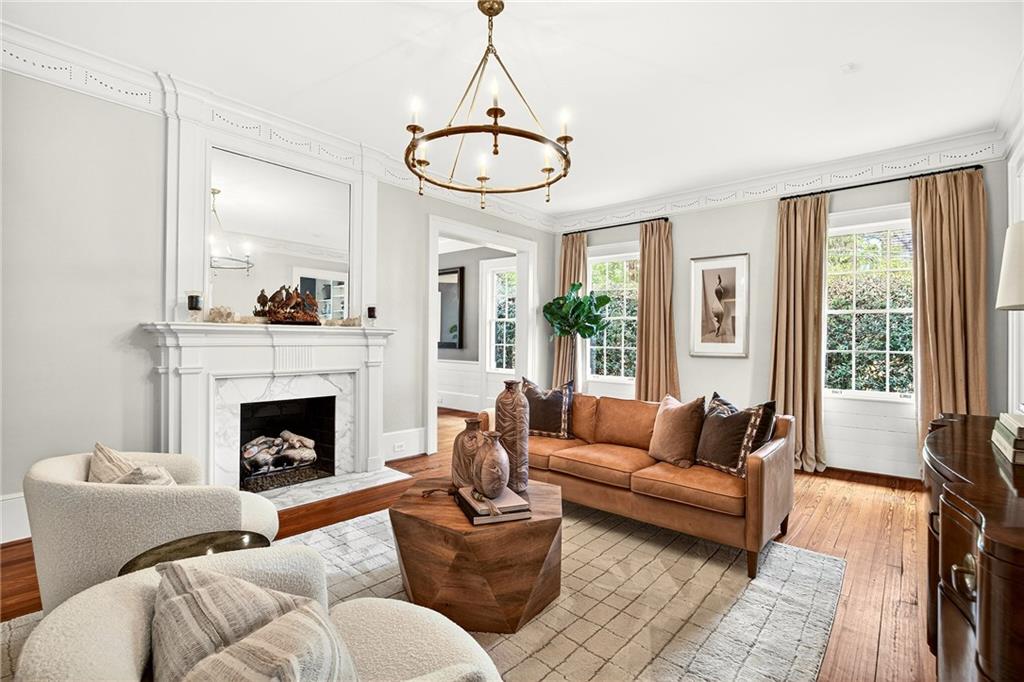 2742 Normandy Drive NW