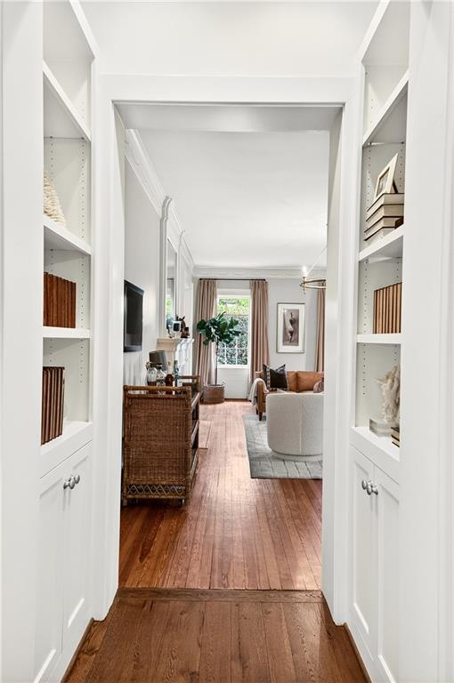 2742 Normandy Drive NW