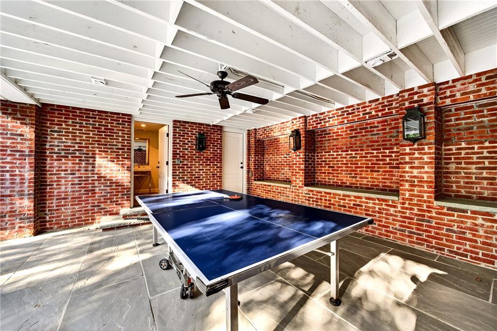 2742 Normandy Drive NW