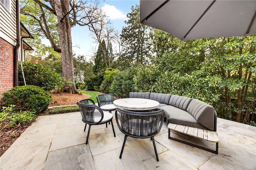 2742 Normandy Drive NW