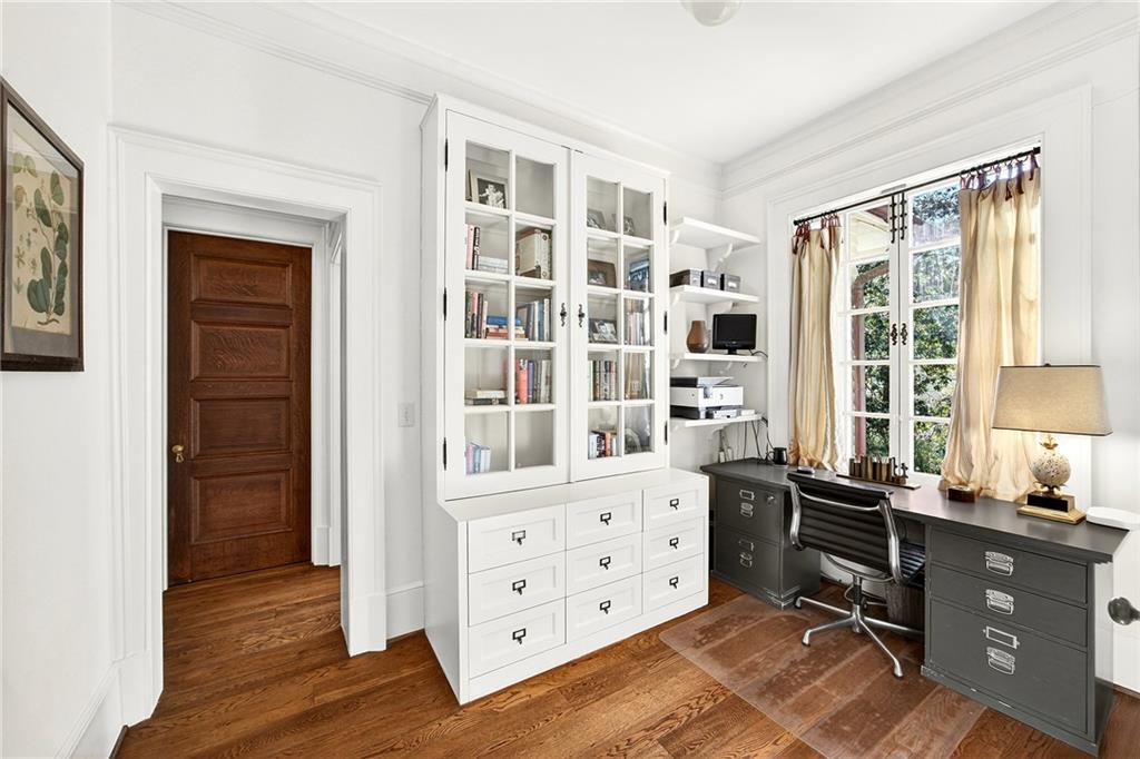 2742 Normandy Drive NW