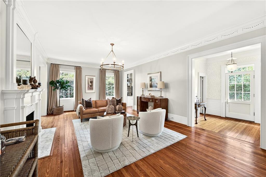 2742 Normandy Drive NW