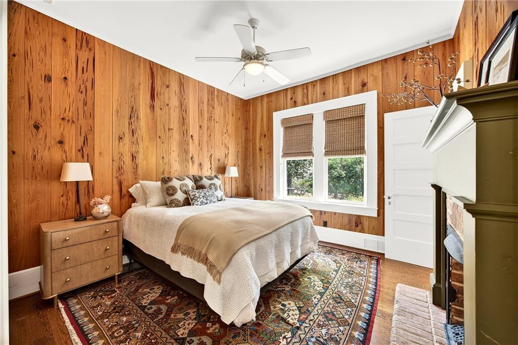 2742 Normandy Drive NW