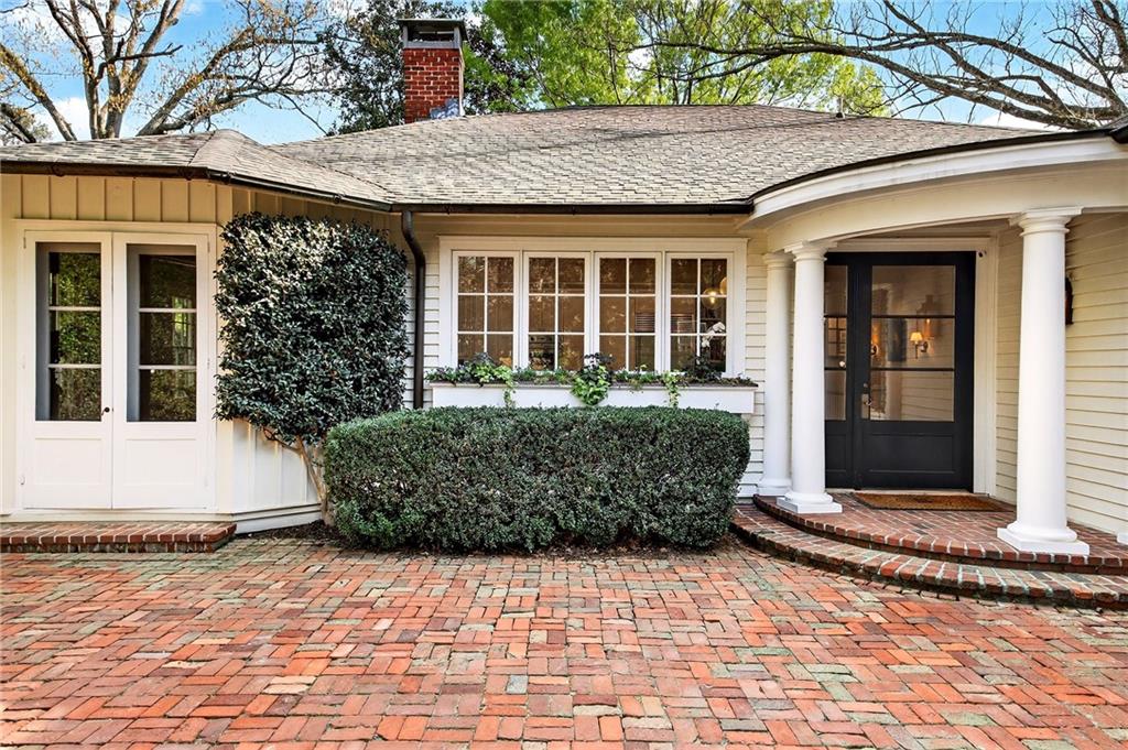 2742 Normandy Drive NW