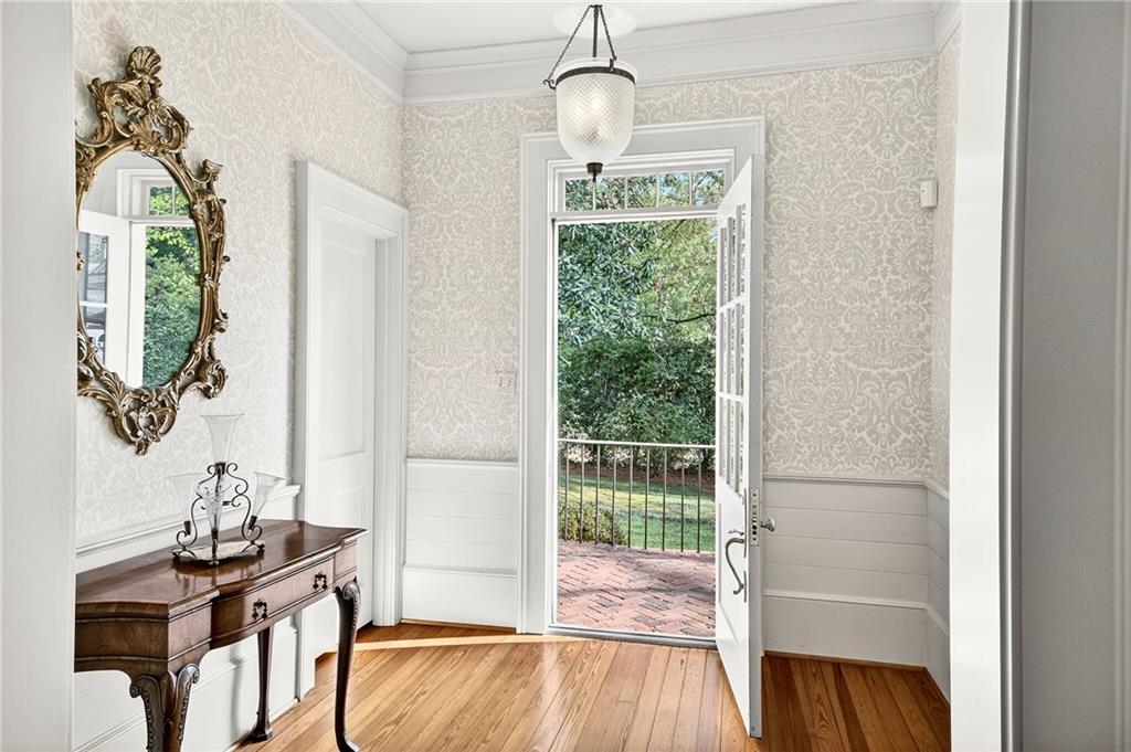 2742 Normandy Drive NW