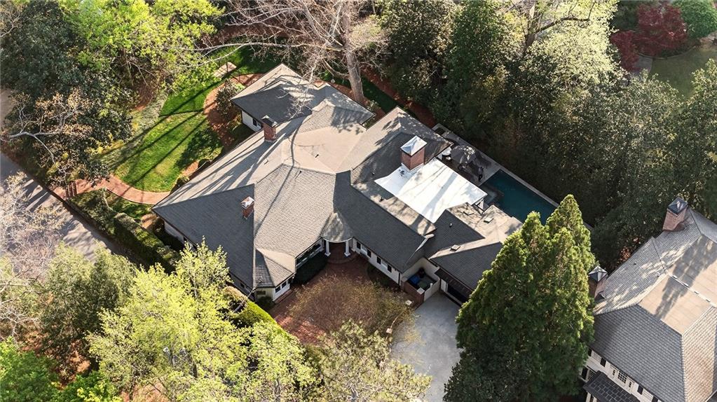 2742 Normandy Drive NW