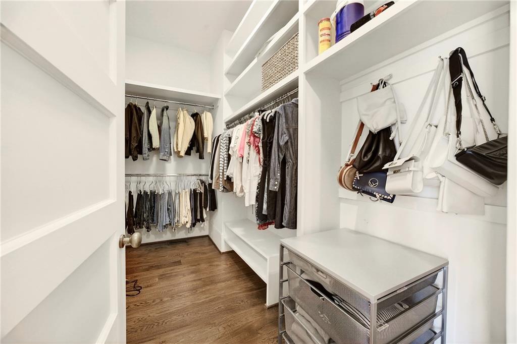 2742 Normandy Drive NW