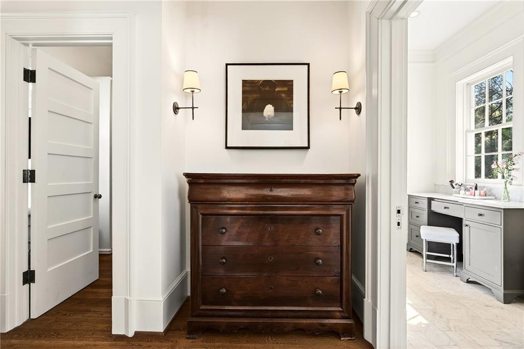 2742 Normandy Drive NW