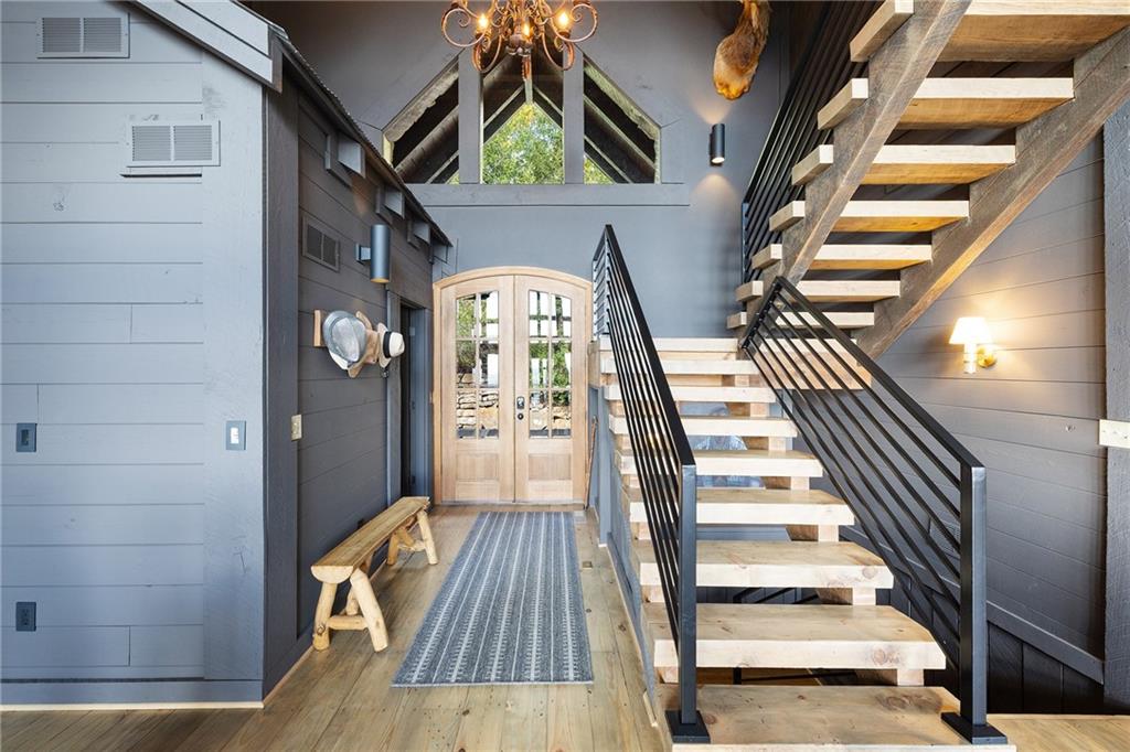 38 Jackies Bluff Road