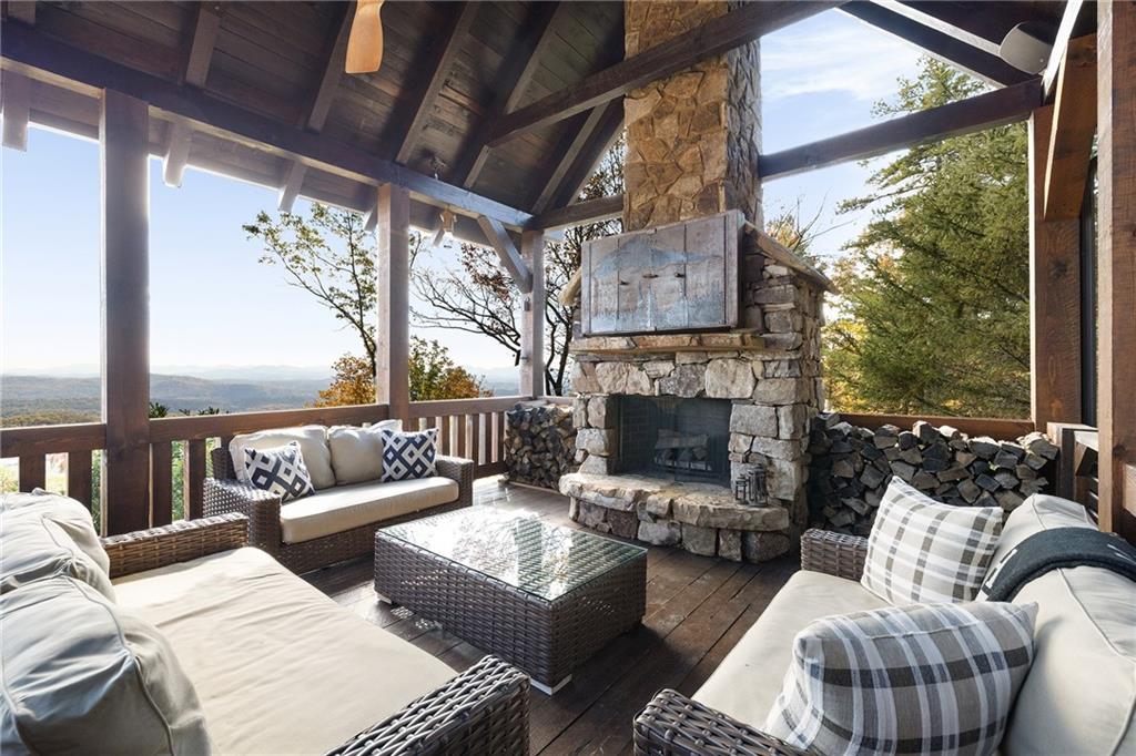 38 Jackies Bluff Road