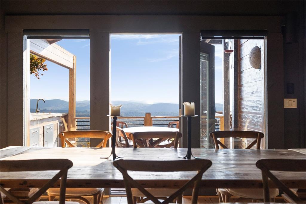 38 Jackies Bluff Road