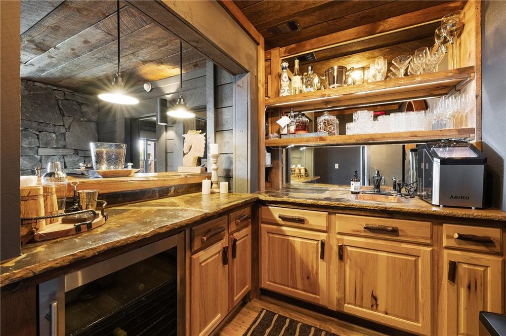 38 Jackies Bluff Road