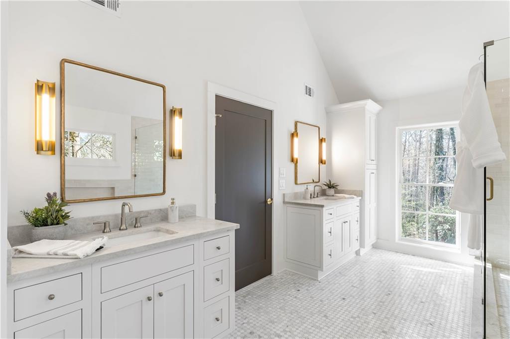 181 Sentinel Place NE